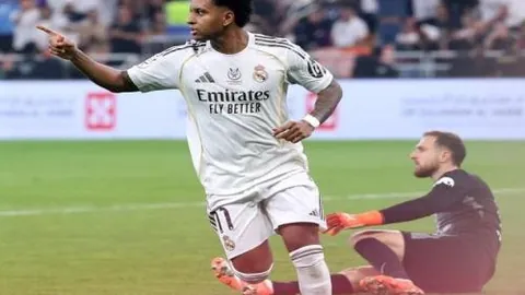 江汉区中小学齐聚共庆体育盛会，共享体育交流盛宴